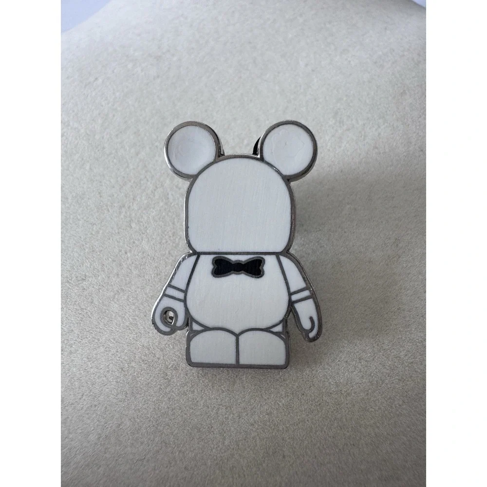 Disney World Parks - Vinylmation Mini Mickey Mouse Groom Trading Pin